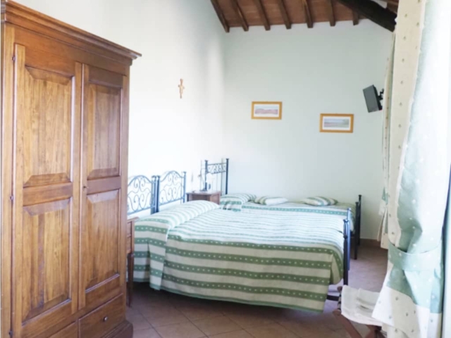 Bed and Breakfast in Toscana vicino a Siena e Firenze. Camere accoglienti e arredate con gusto a conduzione familiare per un soggiorno nell'atmosfera di casa.